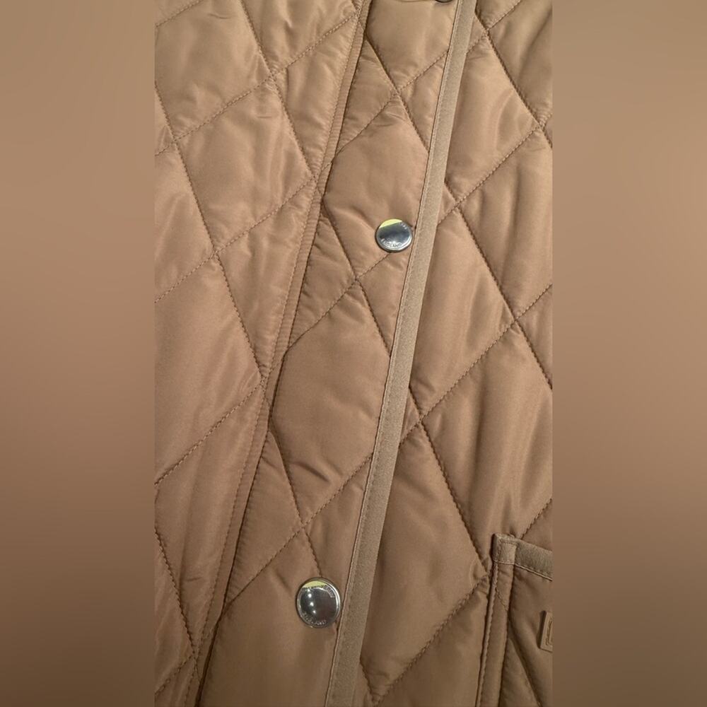 Burberry Tan Quilted Hooded Jacket Medium - Picture 7 of 10